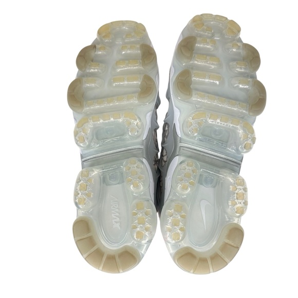 Nike Air VaporMax Plus Sneakers Silver White Patterns SZ 7.5 Men’s SZ 9 Women’s - Picture 10 of 13